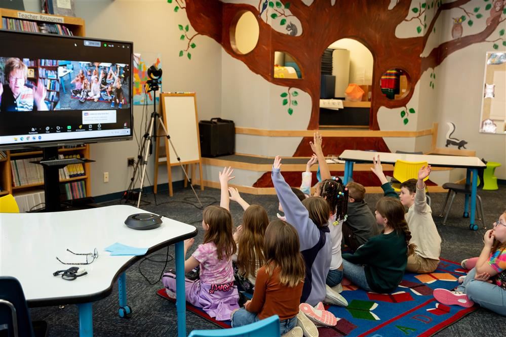  Students in Mrs. Lagowski’s third grade class interact with published children’s author via Zoom